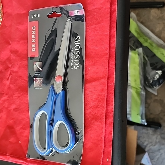 Brand New Lrg Scissors - Picture 3 of 4